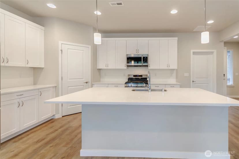 Property photo for 15539 Bergh Court Se, Yelm photo 8
