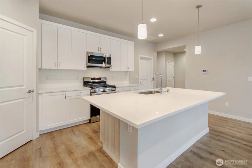 Property photo for 15539 Bergh Court Se, Yelm photo 7