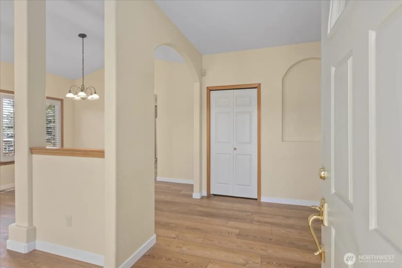 Property photo for 8051 283rd St Nw, Stanwood photo 4