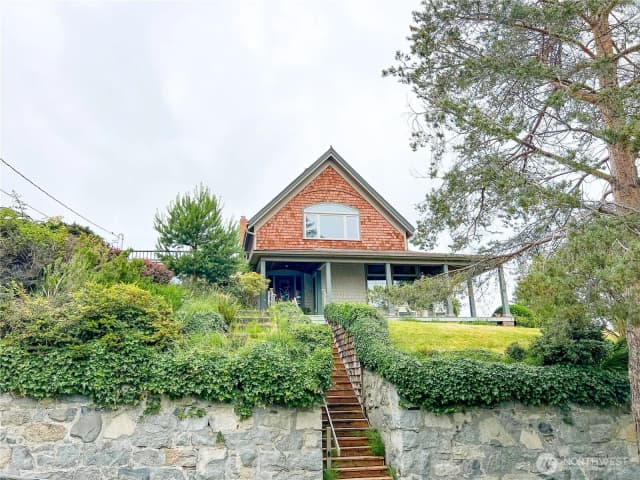 Property photo for 405 Taylor Street, Port Townsend photo 3