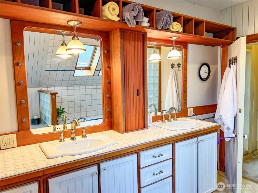 Property photo for 405 Taylor Street, Port Townsend photo 31