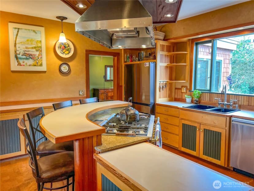 Property photo for 405 Taylor Street, Port Townsend photo 11