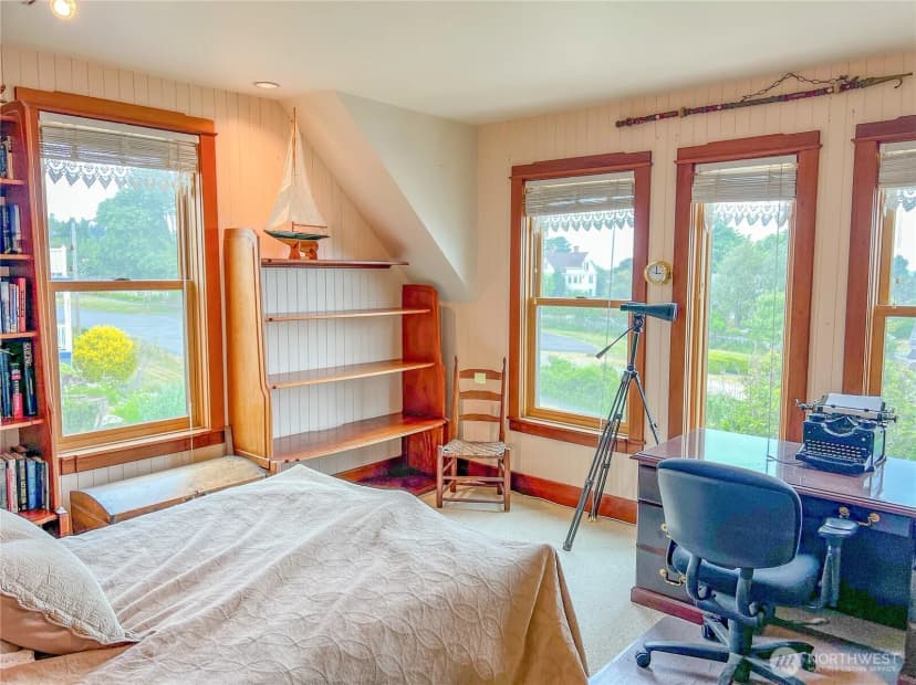 Property photo for 405 Taylor Street, Port Townsend photo 33