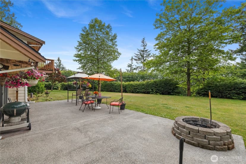 Property photo for 23019 Arlington Heights Road, Arlington photo 18