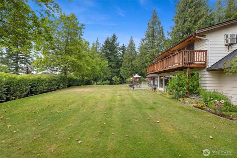 Property photo for 23019 Arlington Heights Road, Arlington photo 21