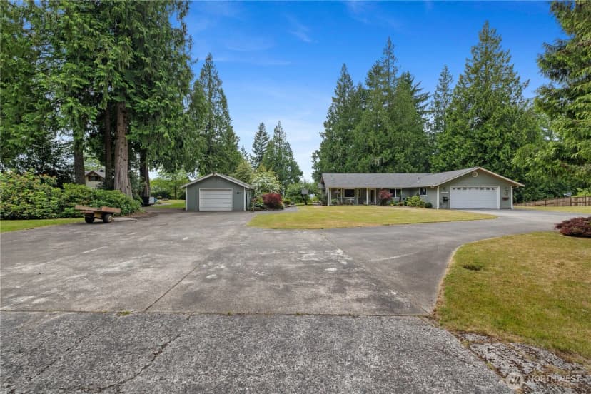 Property photo for 23019 Arlington Heights Road, Arlington photo 39