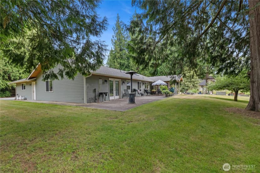 Property photo for 23019 Arlington Heights Road, Arlington photo 38