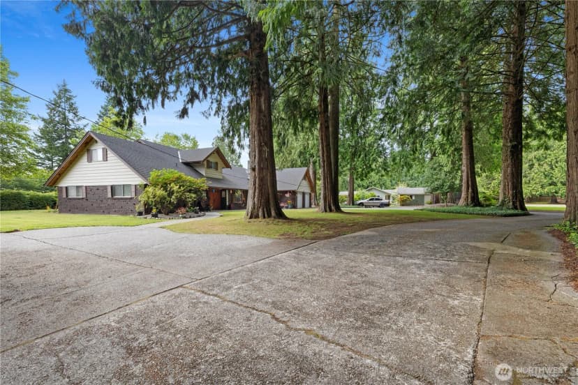 Property photo for 23019 Arlington Heights Road, Arlington photo 23