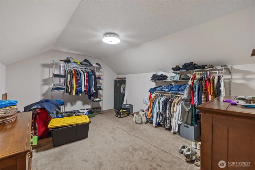 Property photo for 23019 Arlington Heights Road, Arlington photo 14