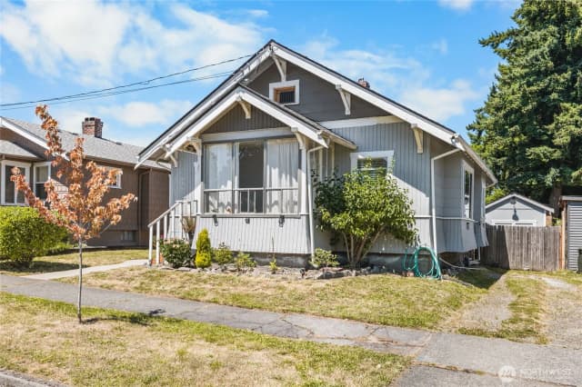 Property photo for 863 S 50th Street, Tacoma photo 3