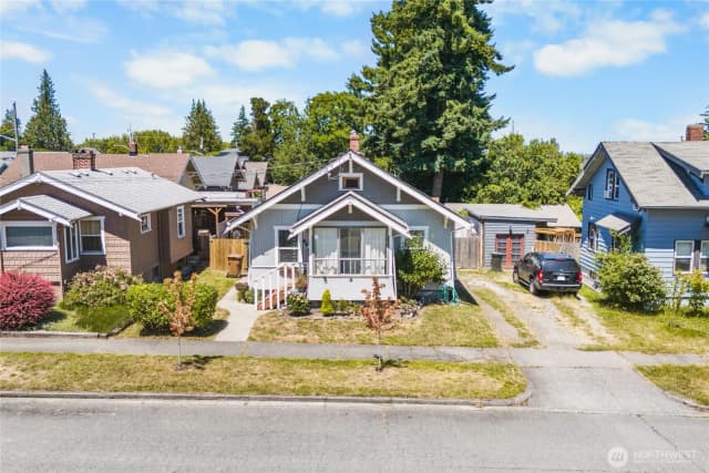 Property photo for 863 S 50th Street, Tacoma photo 4