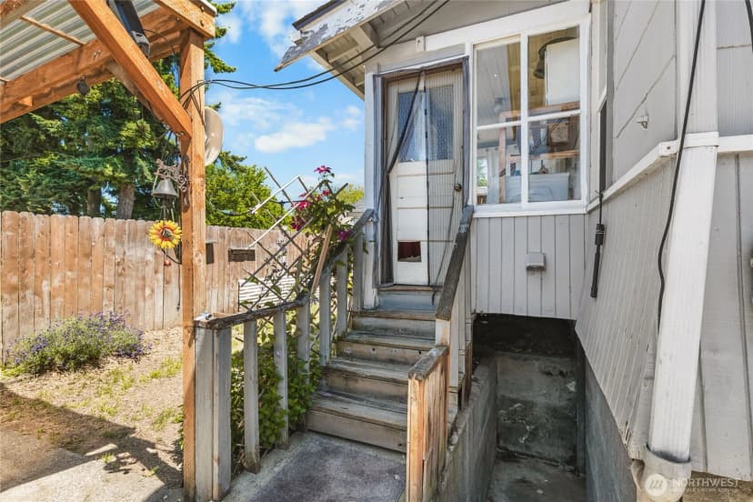 Property photo for 863 S 50th Street, Tacoma photo 27