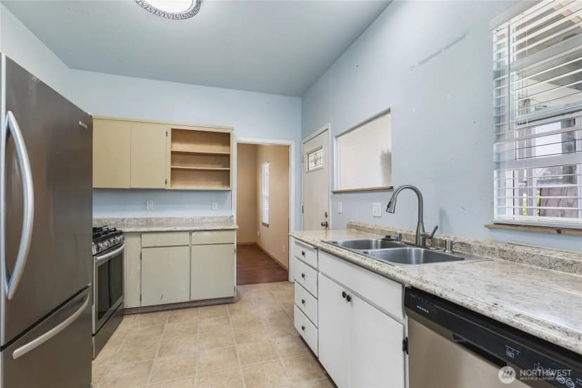 Property photo for 863 S 50th Street, Tacoma photo 13
