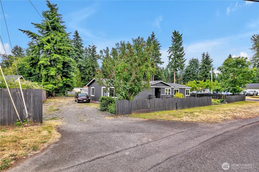 Property photo for 10707 209th Avenue E, Bonney Lake photo 24
