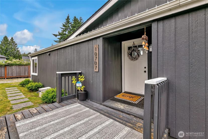 Property photo for 10707 209th Avenue E, Bonney Lake photo 2