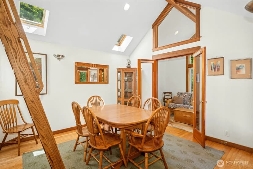 Property photo for 5579 Ne Foster Road, Bainbridge Island photo 10