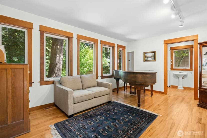 Property photo for 5579 Ne Foster Road, Bainbridge Island photo 16