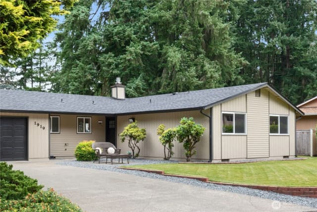 Property photo for 1919 161st St S, Spanaway photo 2