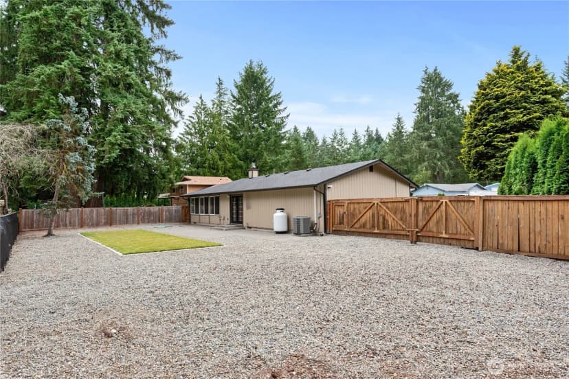 Property photo for 1919 161st St S, Spanaway photo 35