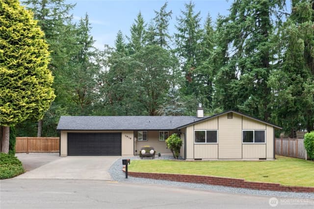 Property photo for 1919 161st St S, Spanaway
