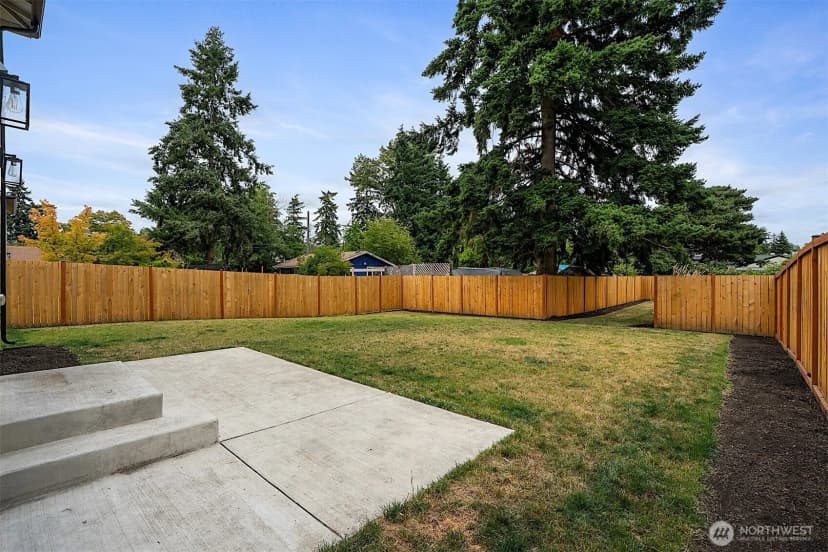 Property photo for 10111 12th Avenue E, Tacoma photo 36