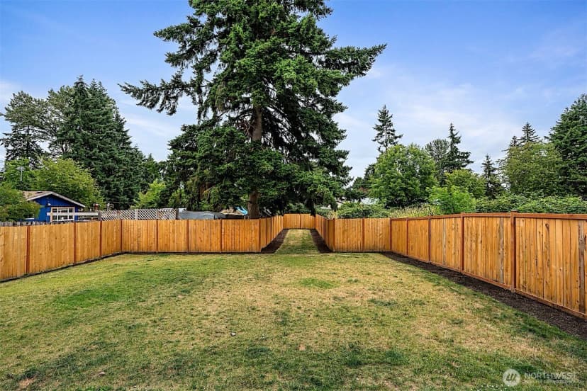 Property photo for 10111 12th Avenue E, Tacoma photo 33