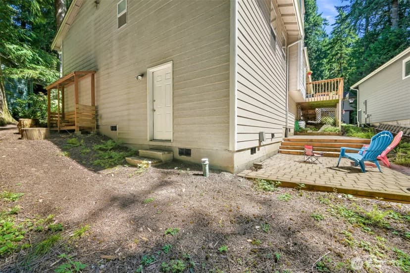 Property photo for 10 Cedar Place, Bellingham photo 20