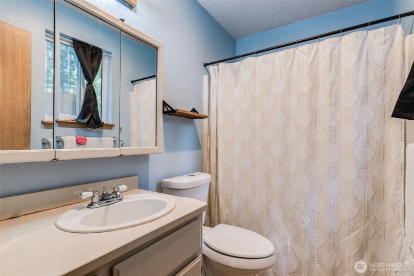 Property photo for 17502 Clear Lake Boulevard Se, Yelm photo 17