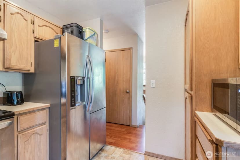 Property photo for 17502 Clear Lake Boulevard Se, Yelm photo 13