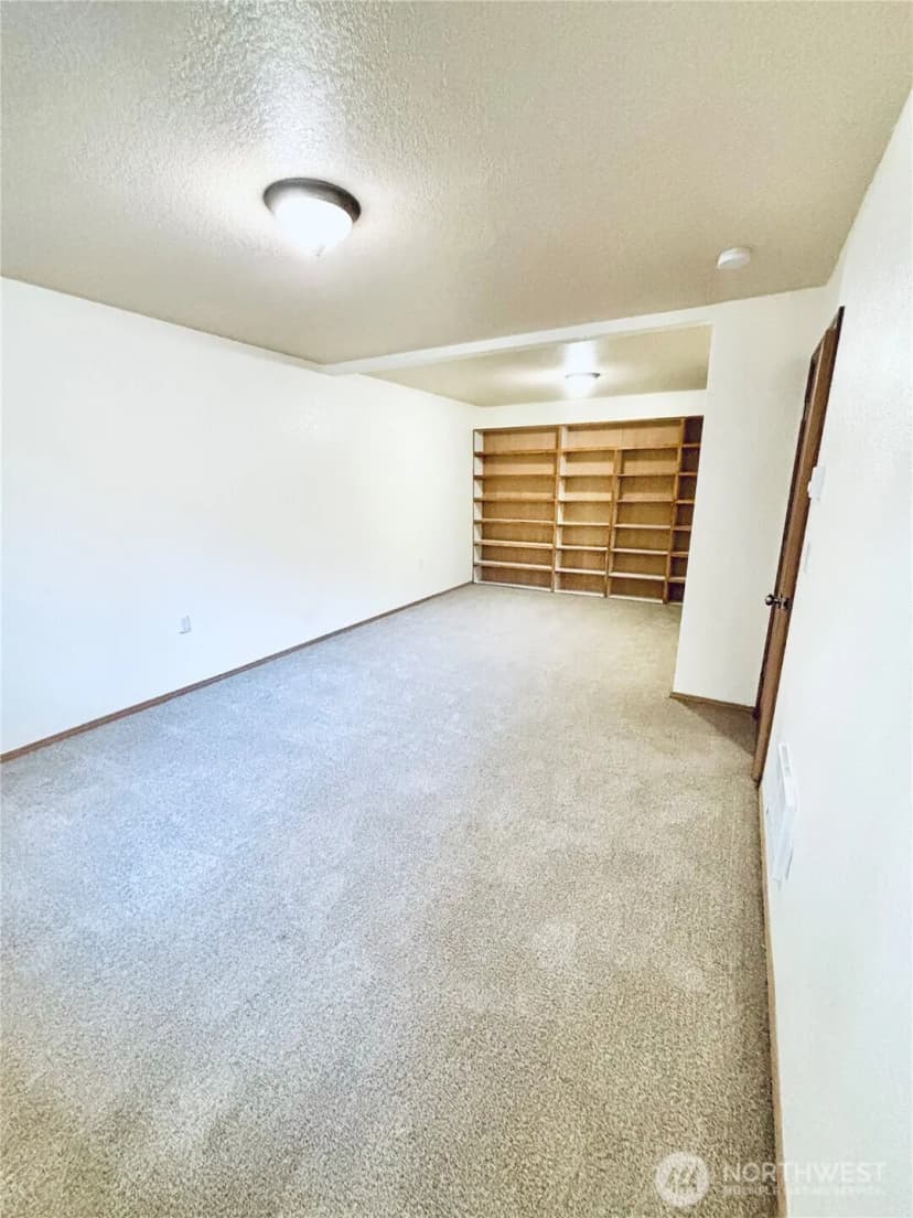 Property photo for 17502 Clear Lake Boulevard Se, Yelm photo 25