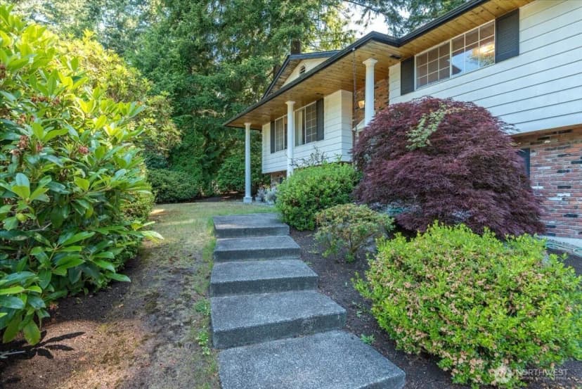 Property photo for 5015 Fowler Avenue, Everett photo 2