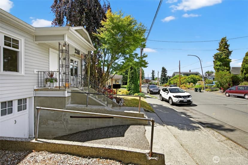 Property photo for 2318 F Street, Bellingham photo 28