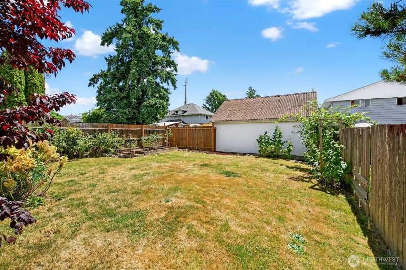 Property photo for 2318 F Street, Bellingham photo 31