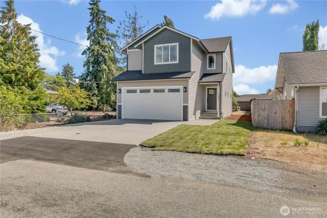 Property photo for 608 B Deeded Lane Sw, Orting