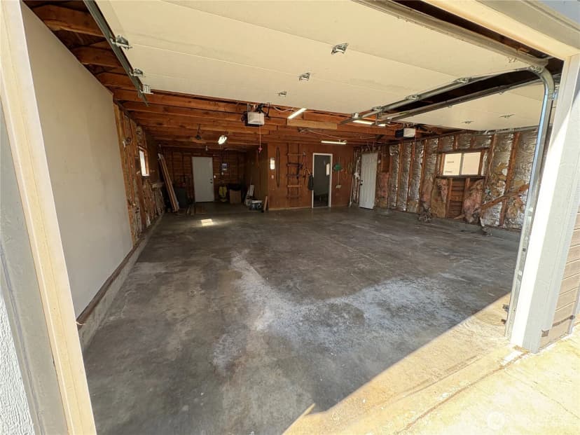 Property photo for 301 W 2nd Avenue, Kittitas photo 22