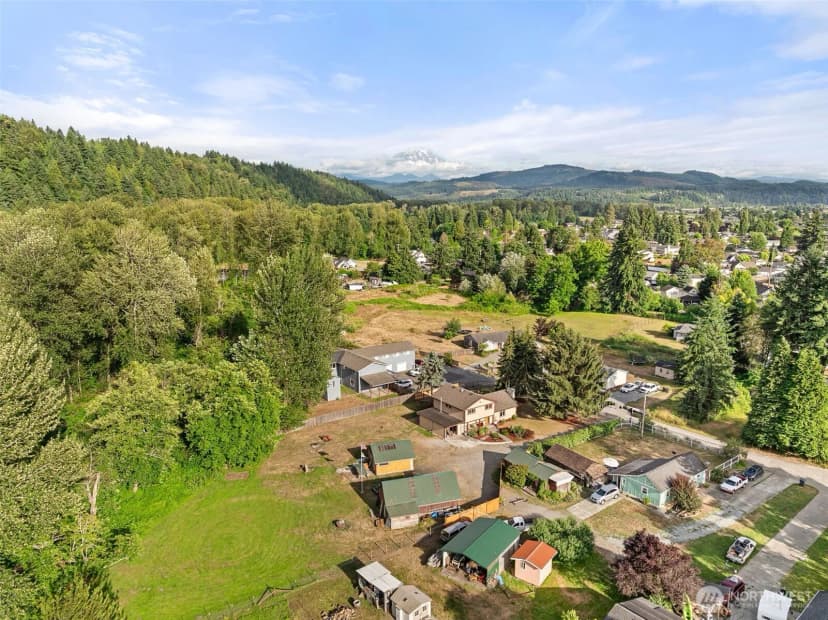 Property photo for 407 Leber Street Ne, Orting photo 40