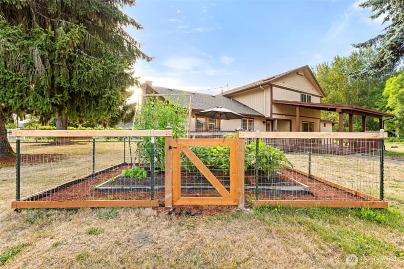 Property photo for 407 Leber Street Ne, Orting photo 32
