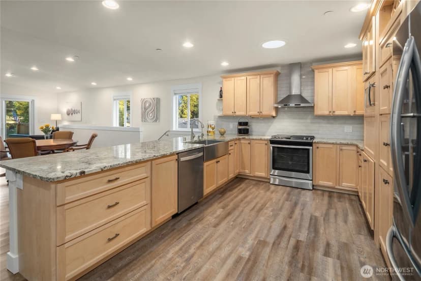 Property photo for 20910 Church Lake Drive E, Bonney Lake photo 5