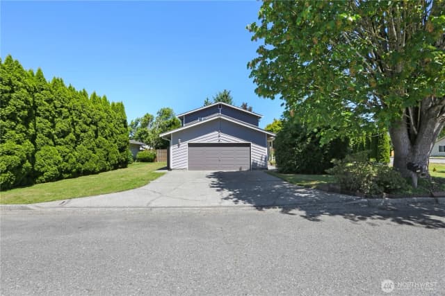 Property photo for 824 Dana Drive, Sedro Woolley photo 2