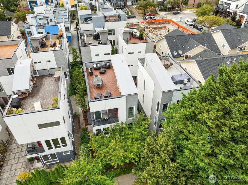 Property photo for 909 29th Avenue S, Seattle photo 27