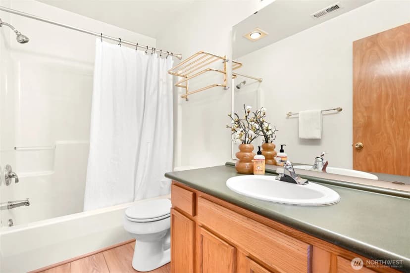 Property photo for 2809 Valencia Street, Bellingham photo 18