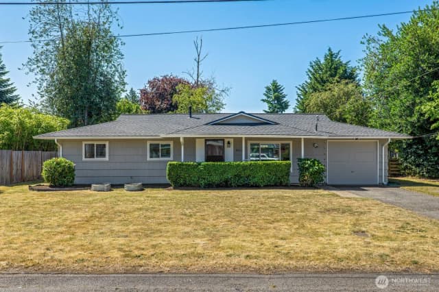 Property photo for 3923 Ne 22nd Place, Renton