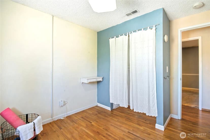 Property photo for 5428 172nd Street Sw, Lynnwood photo 16