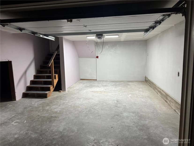 Property photo for 22720 90th Avenue W, Edmonds photo 38