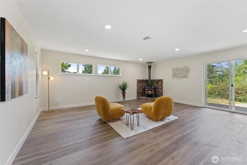 Property photo for 22720 90th Avenue W, Edmonds photo 27