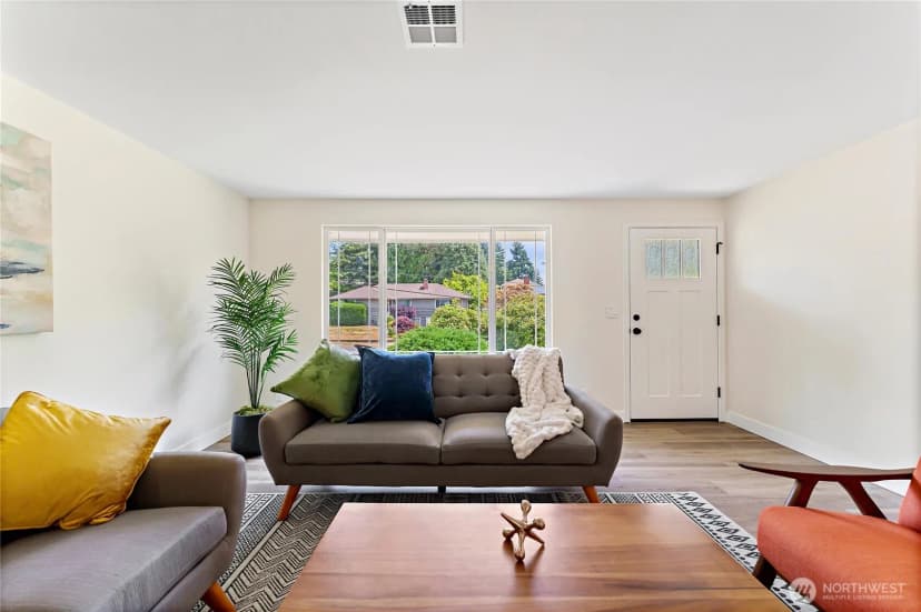Property photo for 22720 90th Avenue W, Edmonds photo 6