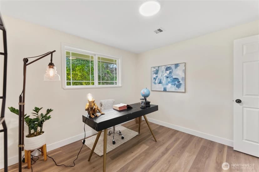 Property photo for 22720 90th Avenue W, Edmonds photo 21