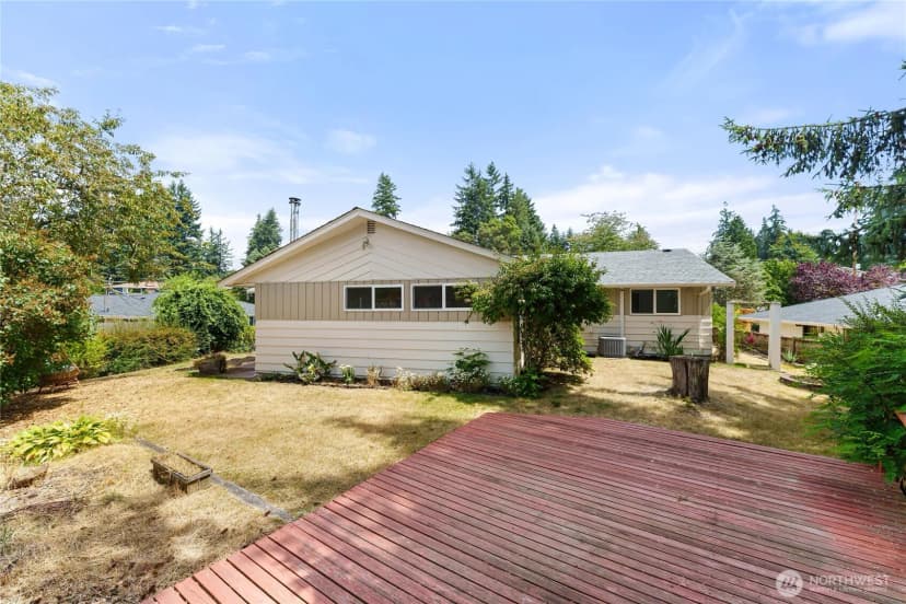 Property photo for 22720 90th Avenue W, Edmonds photo 29