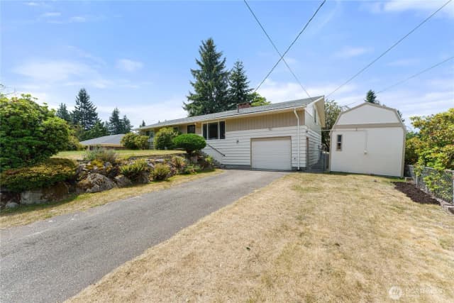 Property photo for 22720 90th Avenue W, Edmonds photo 2