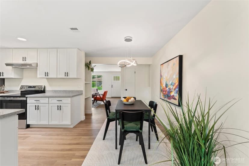 Property photo for 22720 90th Avenue W, Edmonds photo 10